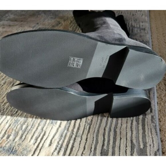 Stuart Weitzman Black Suede Over The Knee Boots w/Logo size Womens 7.5 in Keelan - Picture 11 of 12